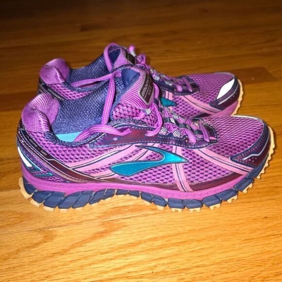 Brooks Adrenaline ASR 12 Women’s Sz 8 Purple Retro Running Shoes Sneakers - Picture 1 of 8